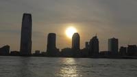 Hoboken, Nova Jersey, Silhouetted Skyline Sunset 4K