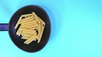 Pasta Stop Motion Penne