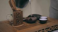 ceremonia del té, hojas de té puer, tetera de terracota