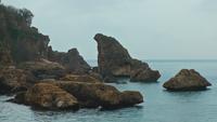 Rochas e o mar